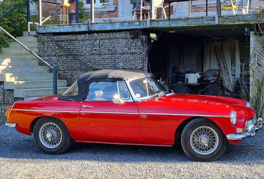 MG cabriolet
