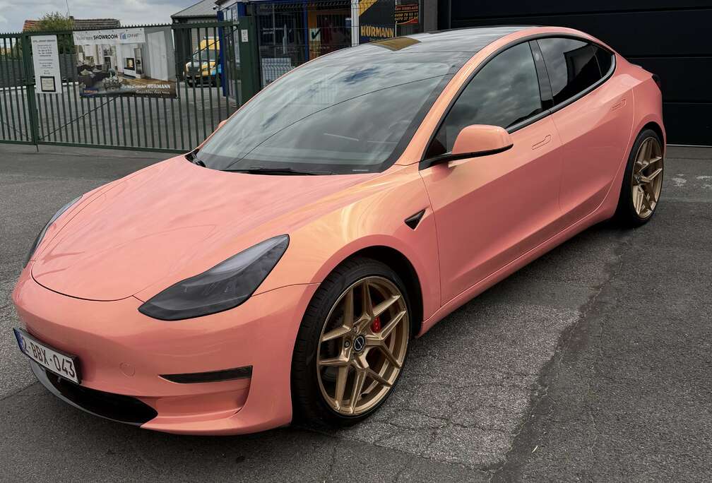 Tesla 78 kWh AWD Performance (377 kW)