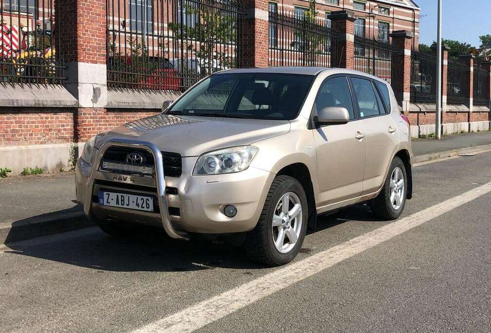 Toyota 2.0i VVT-i 16v VX