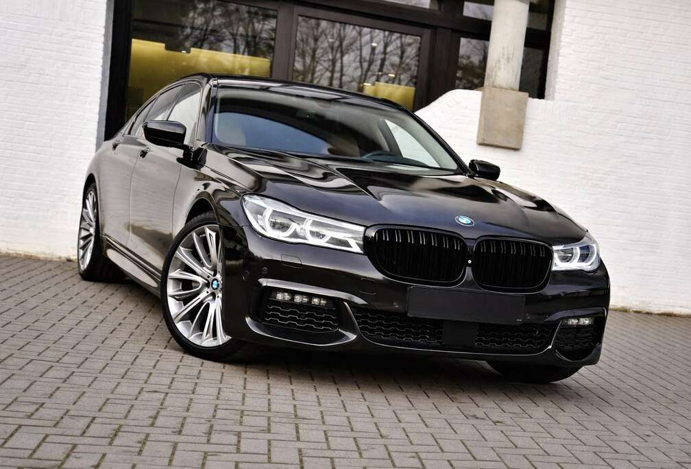 BMW LI (3.0T B58) B&W / Carbon / Pano / Ecrans Arriere