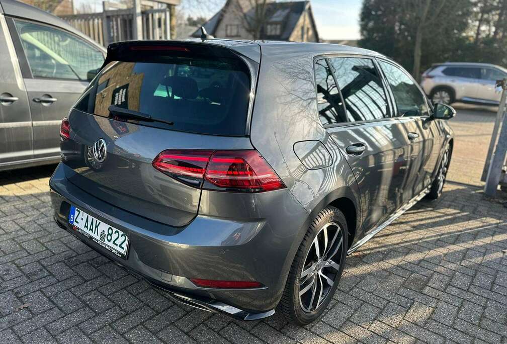 Volkswagen 1.0 TSI - R Line - Xenon - PDC - Massage