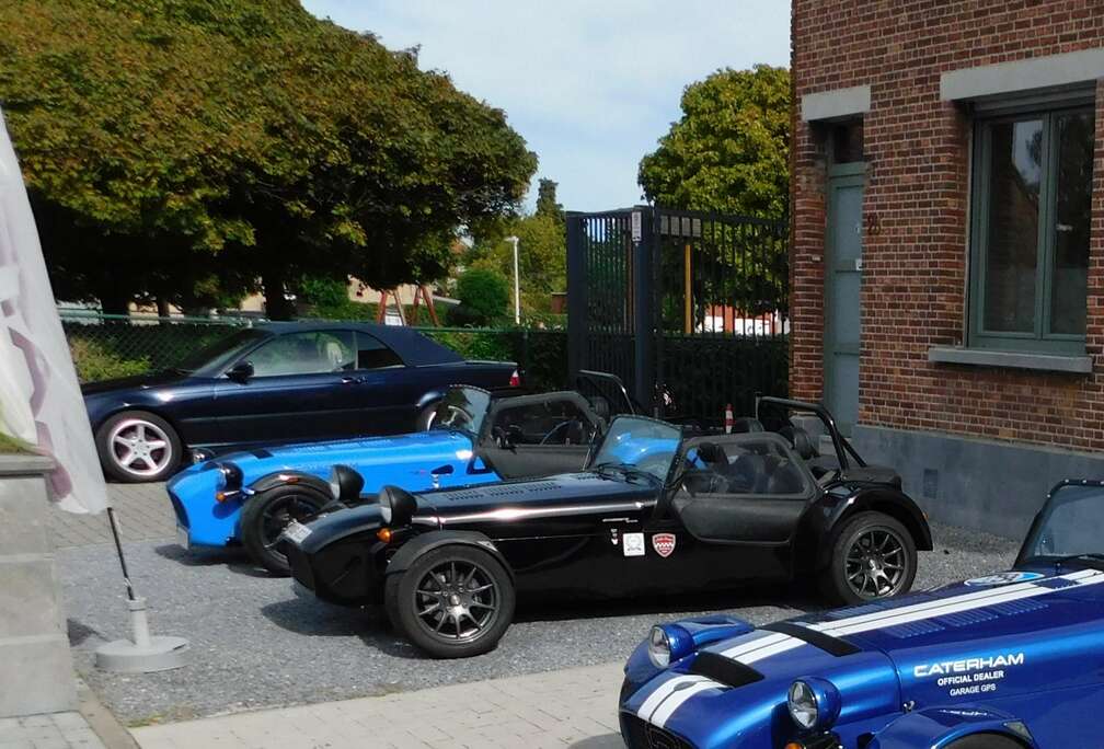 Caterham CSR 200