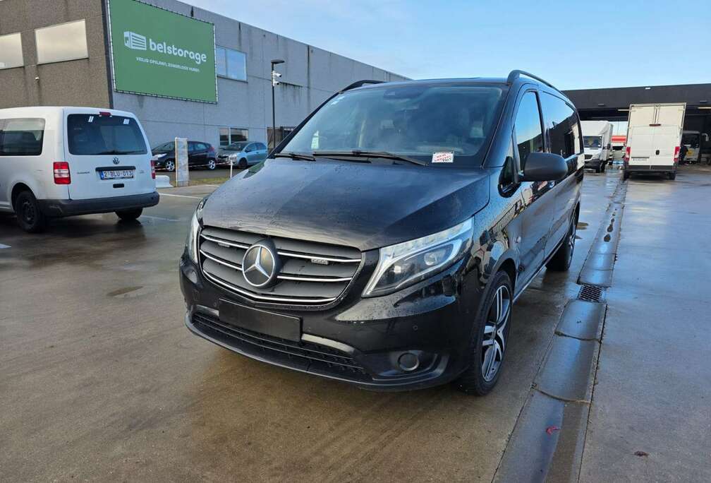 Mercedes-Benz 119 (Stock ID 74095)