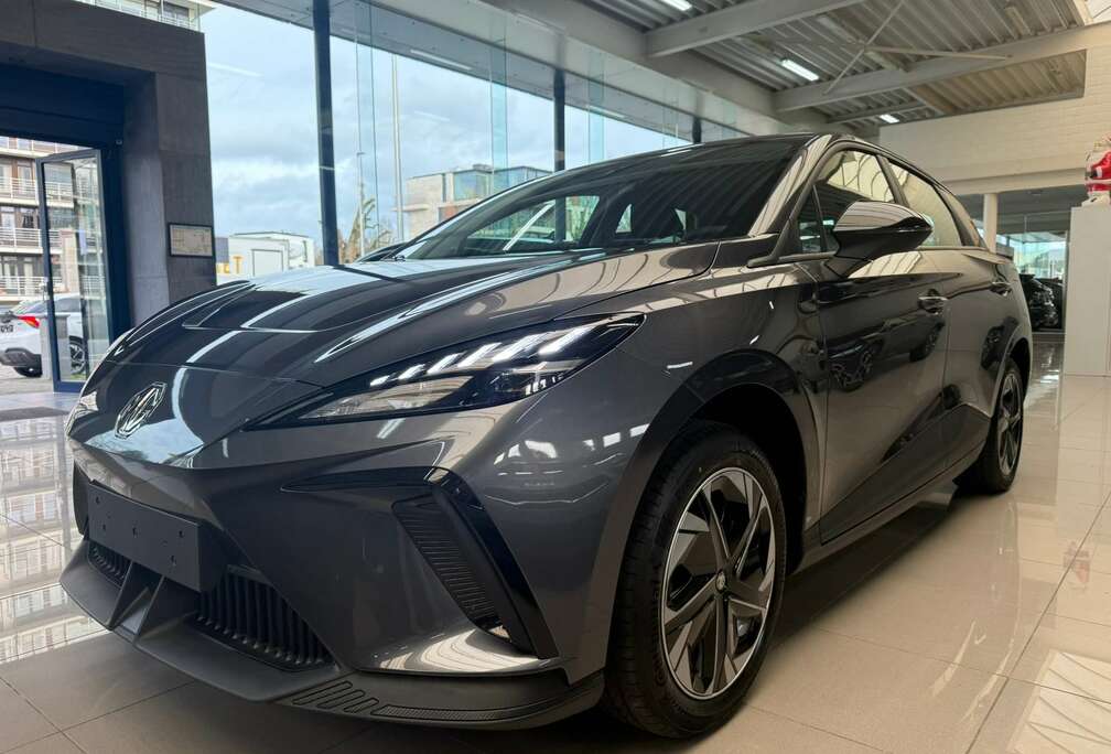 MG EV + GPS/CAMERA/ACC - NIEUW