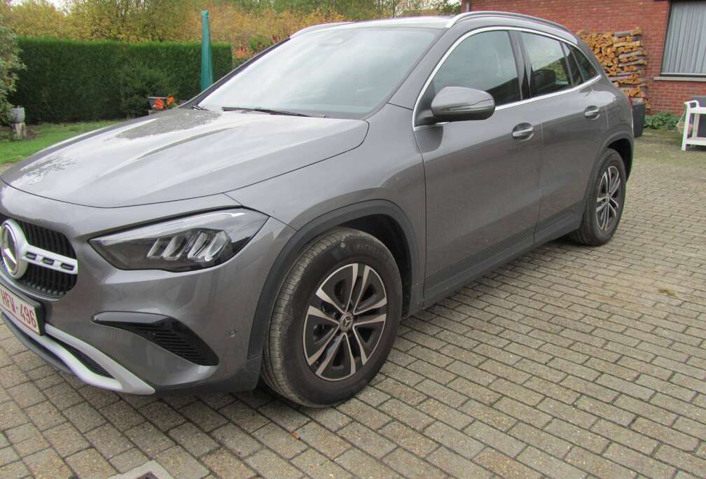 Mercedes-Benz GLA 180 (EU6.2)