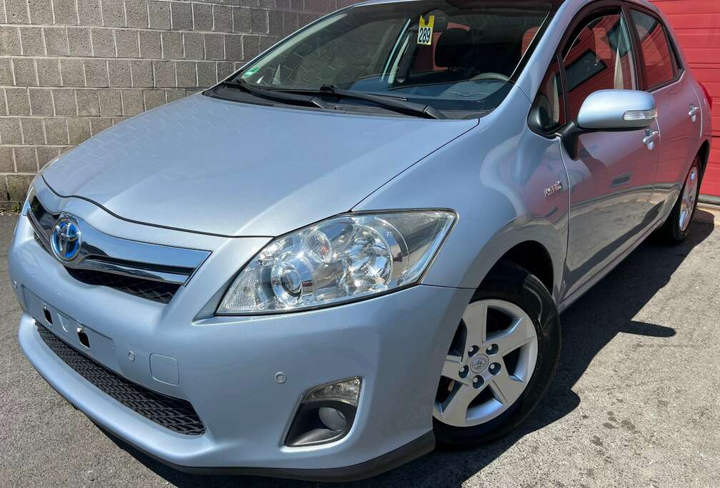 Toyota HEV 1.8i HSD Luna CVT + NAVI
