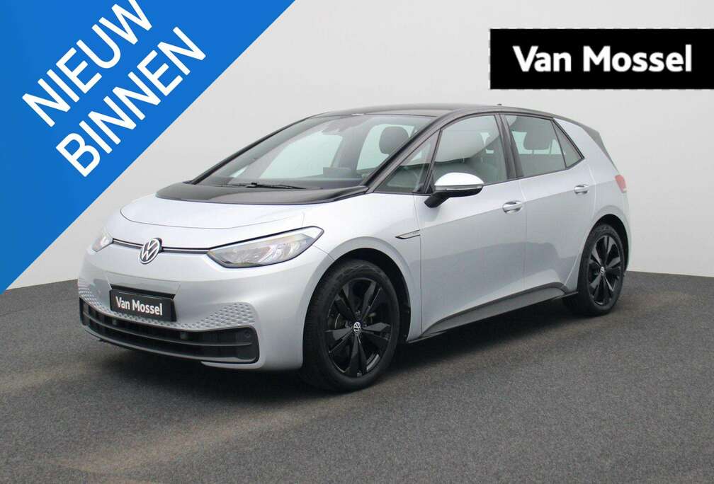 Volkswagen Life 58 kWh CARPLAY  Zetelverwarming  LED