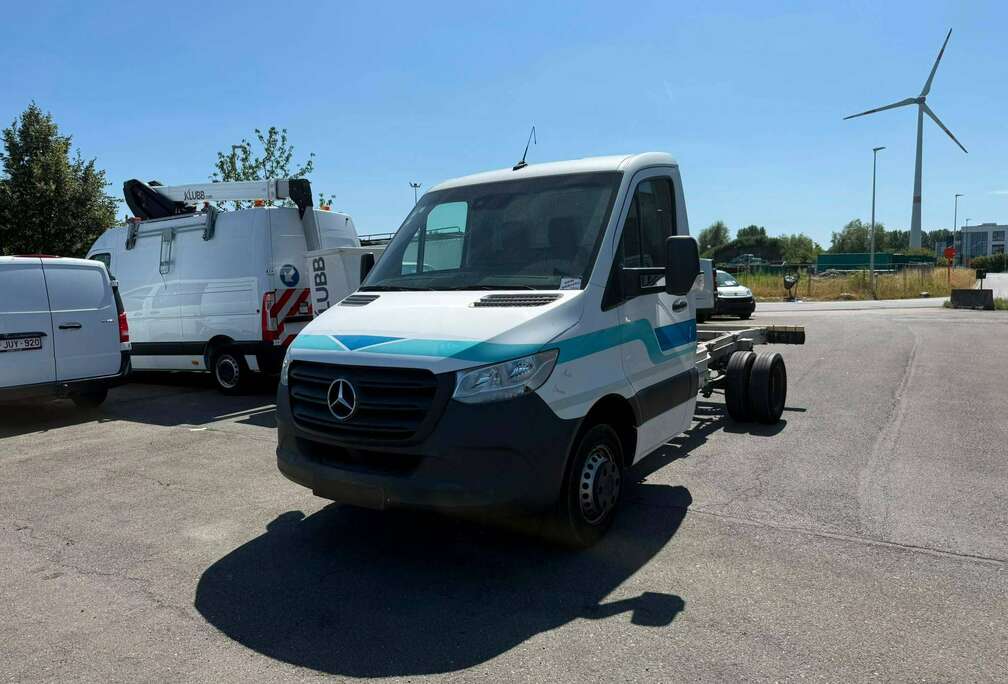 Mercedes-Benz 516 (Stock ID 23592)