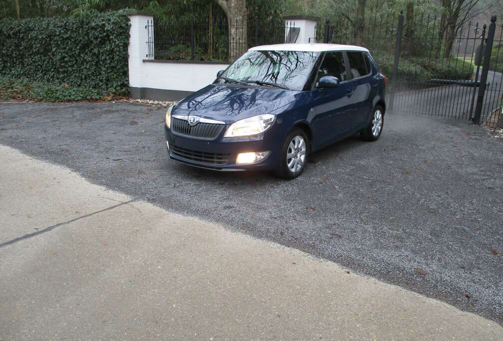 Skoda Fabia 1.2 HTP Fresh  EURO 5 .