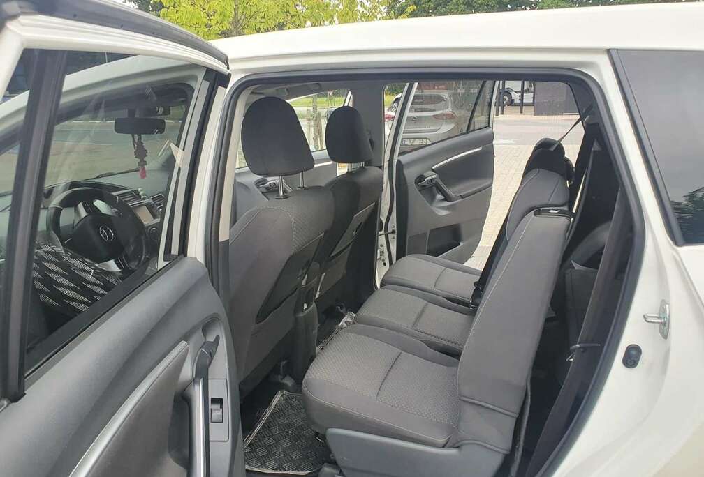 Toyota 2.0 D-4D Travel