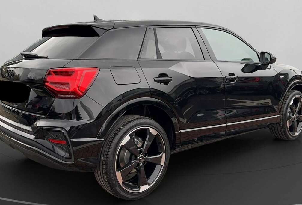 Audi Q2  S tronic