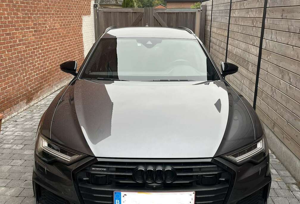 Audi 55 TFSI e quattro S tronic sport