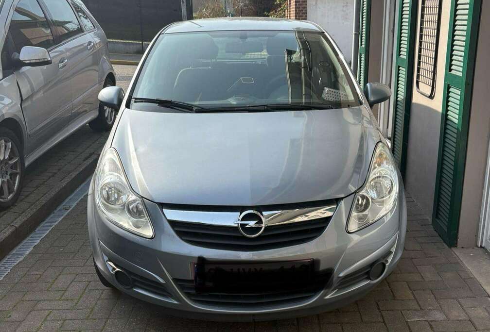 Opel Corsa 1.2i Cosmo