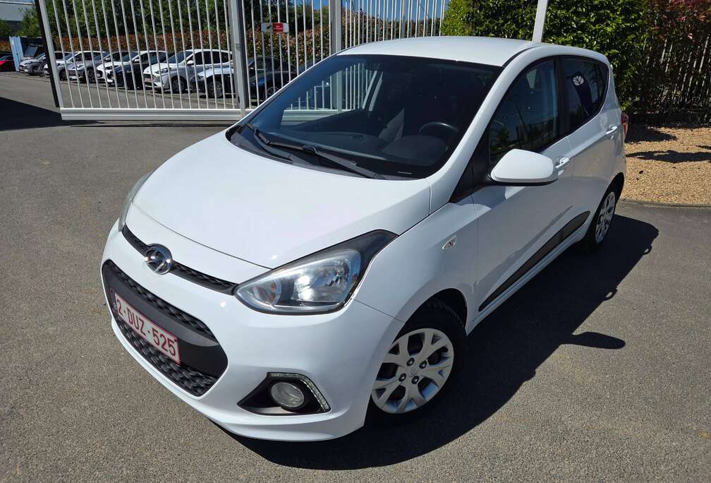 Hyundai i10 1.0i GO