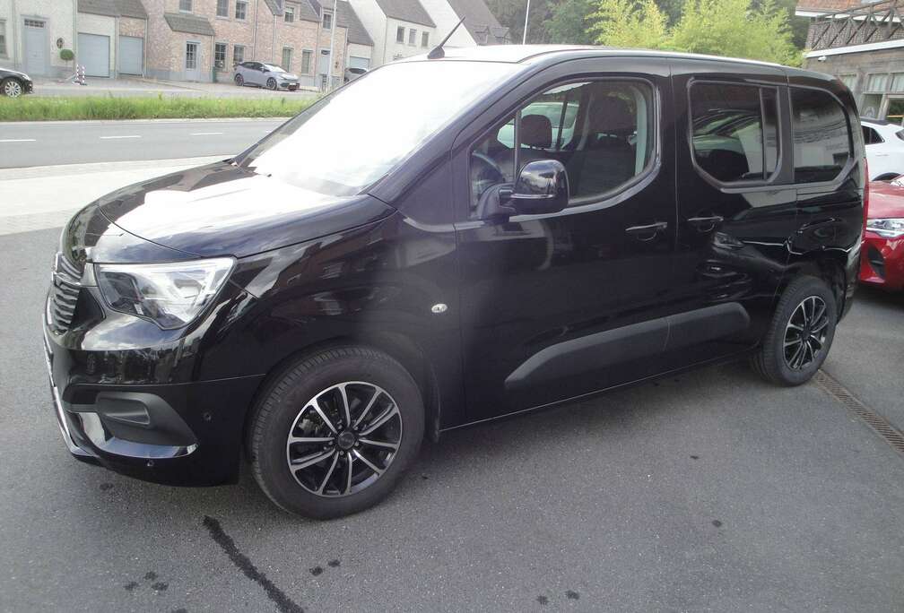 Opel Combo Life 1.2 T L1H1 Innovation S/S (EU6.3)