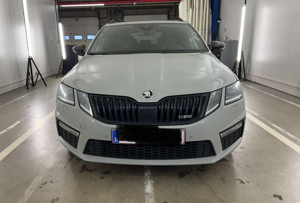 Skoda Combi 2.0 TSI DSG RS 245