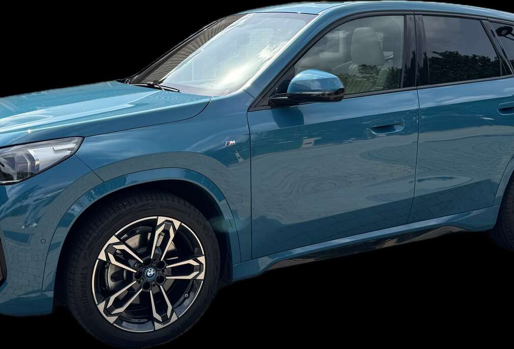 BMW iX1 66.5 kWh xDrive30