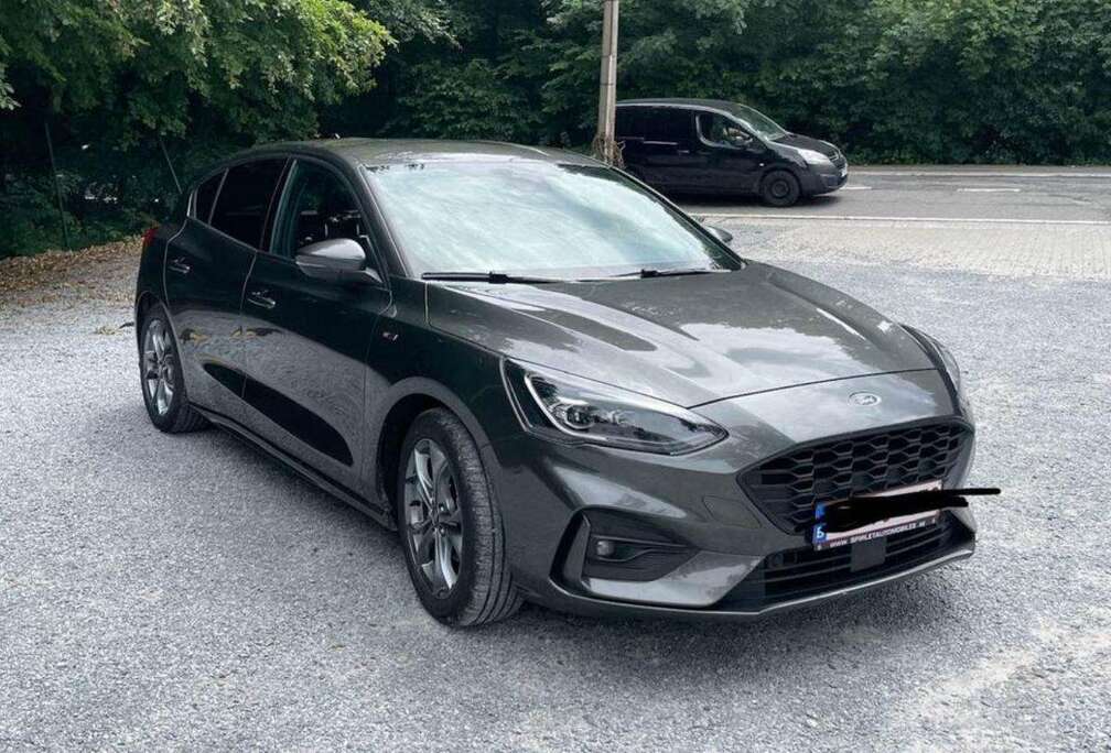 Ford Focus 1.0 EcoBoost MHEV ST-Line X (EU6d)