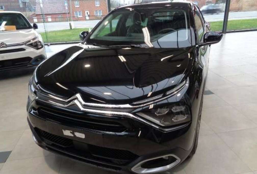 Citroen C4 1.2 PureTech Shine Pack S