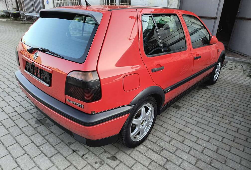 Volkswagen 2.0i GTi 115 cv