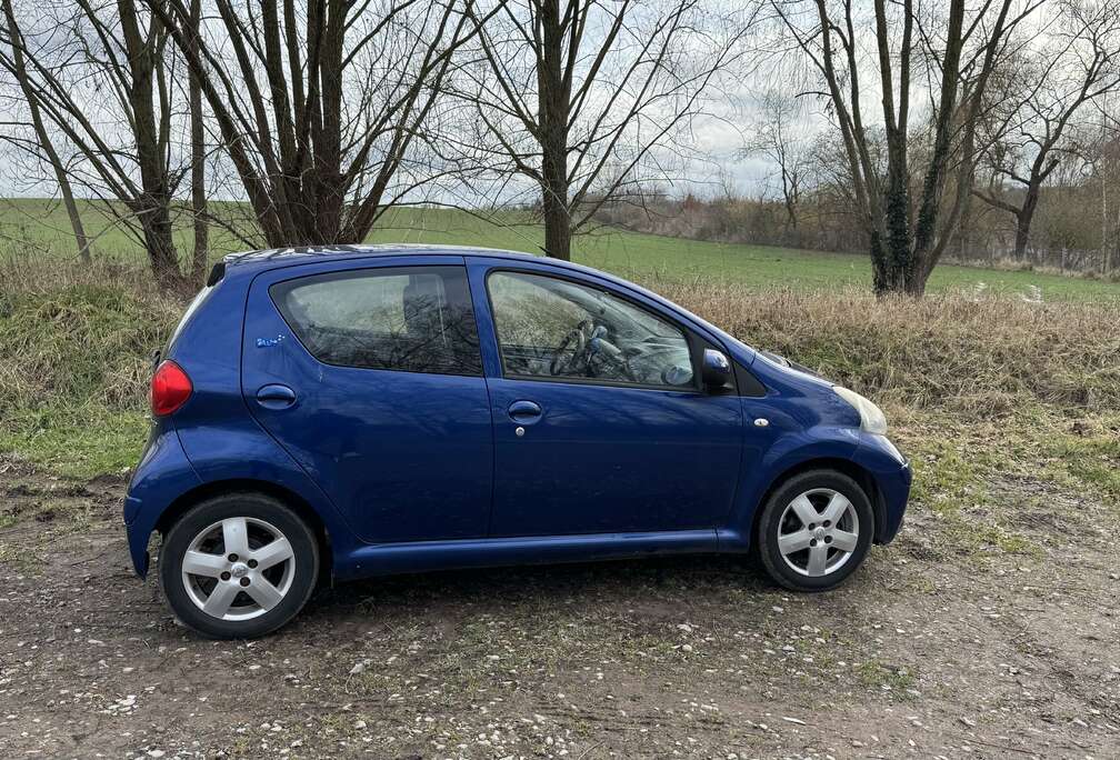 Toyota Aygo 1.0i VVT-i Blue