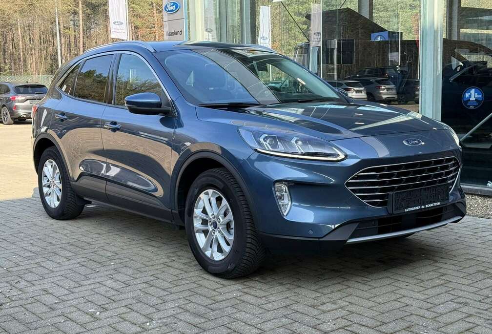 Ford Titanium PHEV AUT