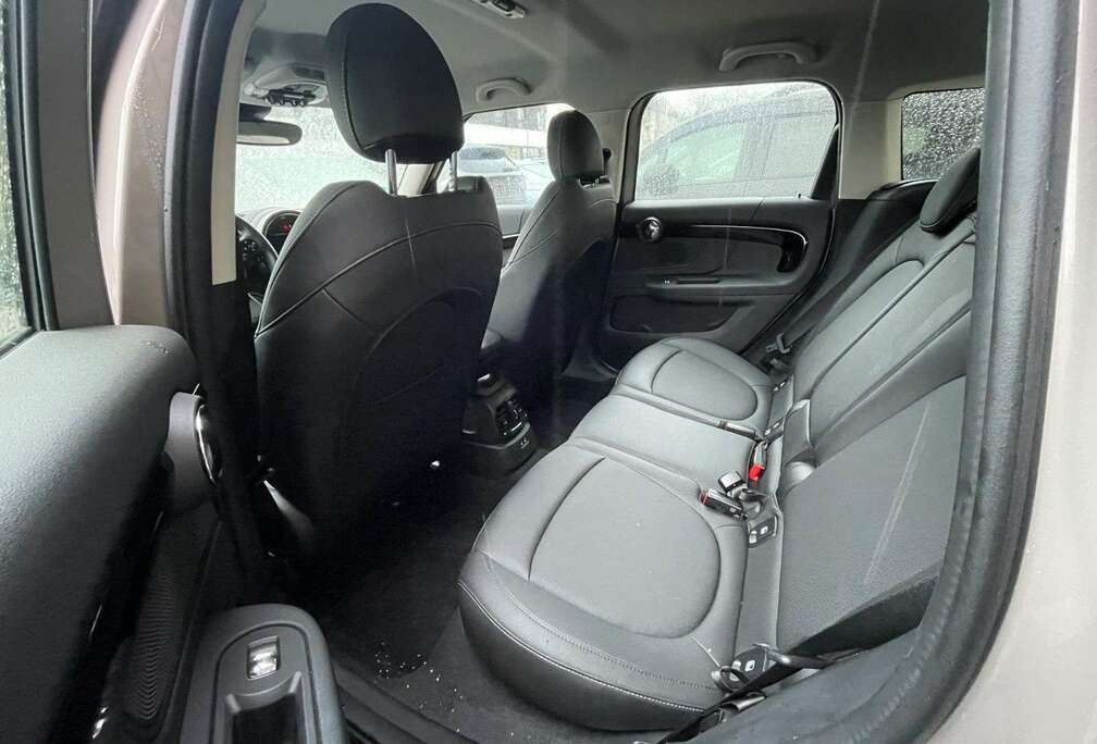 MINI Countryman Cooper D Classic Trim