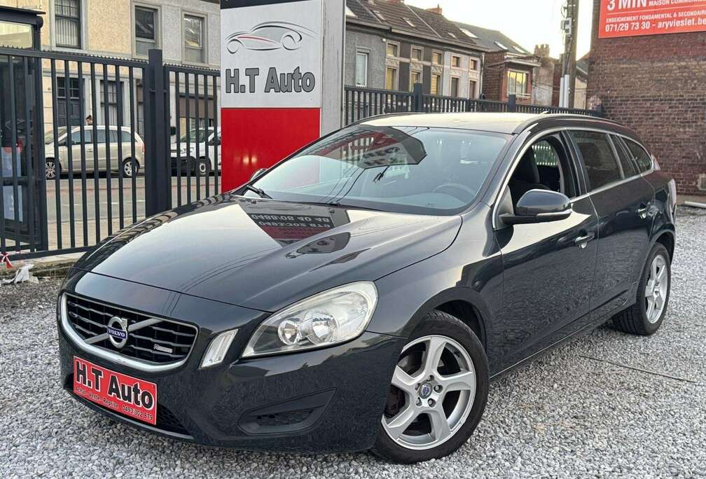 Volvo 1.6 D2 Kinetic Start/Stop/Airco/Gps/Euro5