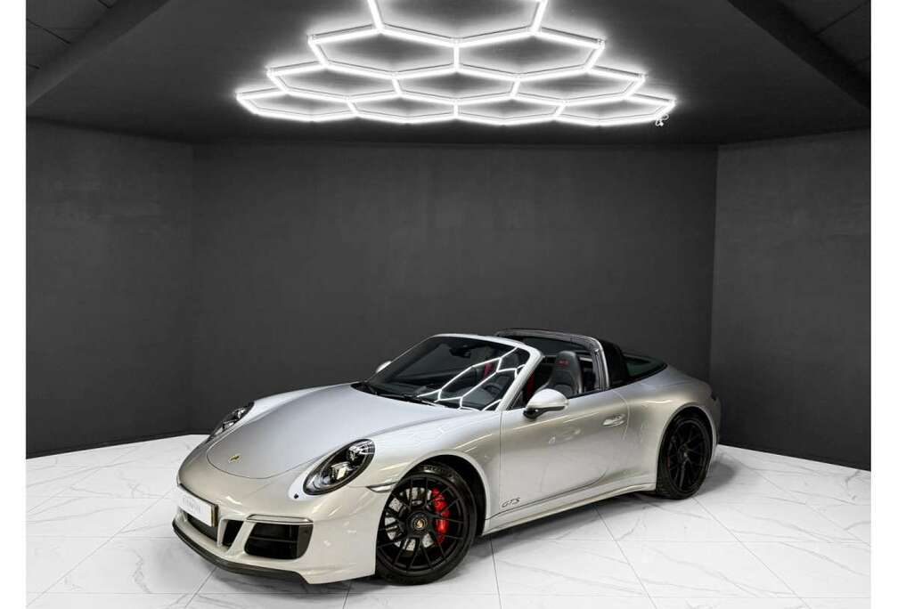 Porsche 991.2 Targa 4 GTS - 1st owner - full Porsche servi