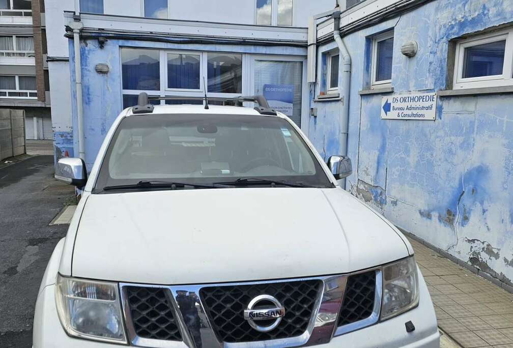Nissan 2.5 dCi 4x4 XE Tracker + Man. AC