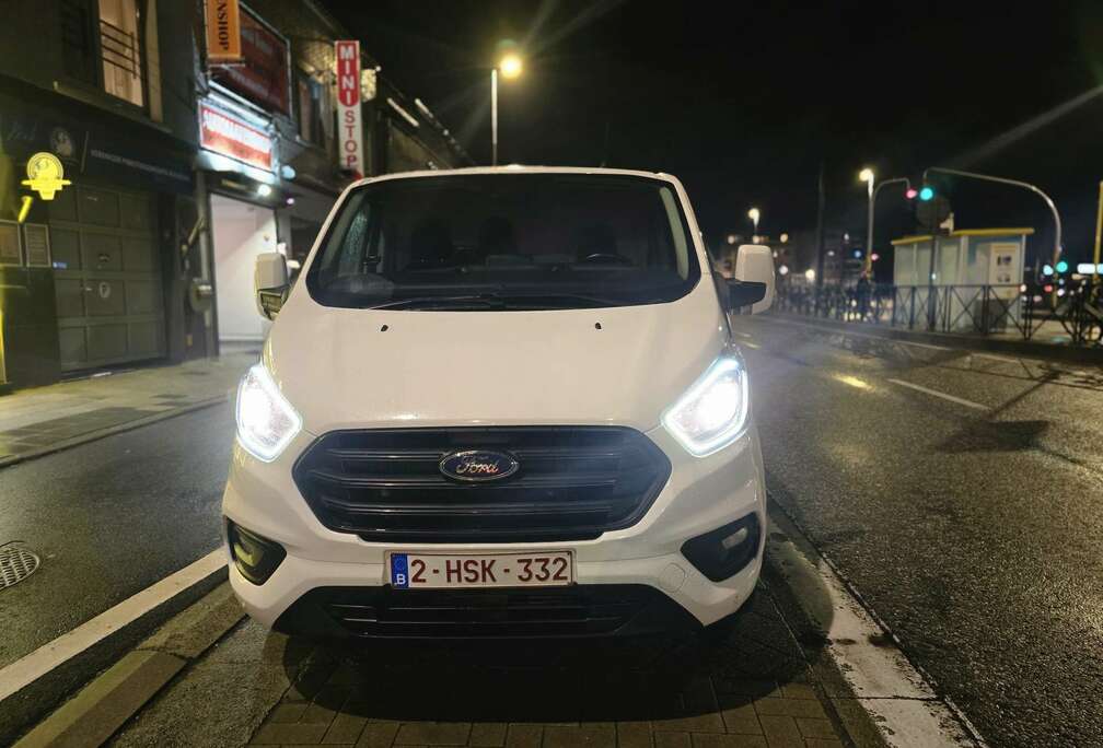 Ford 300 L2H1 LKW VA MH Trail