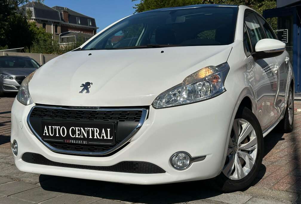 Peugeot 1.2i*CARNET*AIRCO*PANO*NAVI*TEL*TRES PROPRE!!