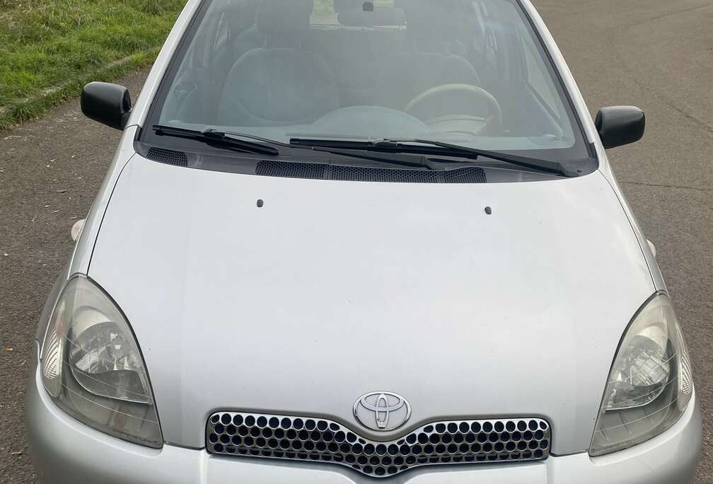 Toyota 1.3i VVT-i 16v Linea Luna