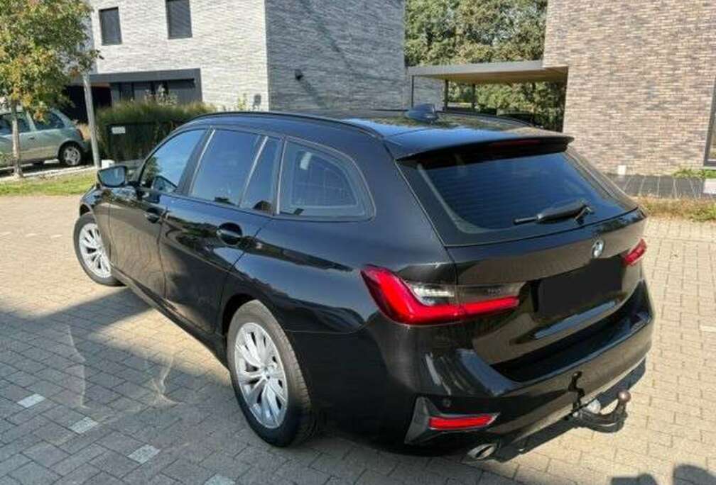 BMW Touring 318 dA MHEV AdBlue
