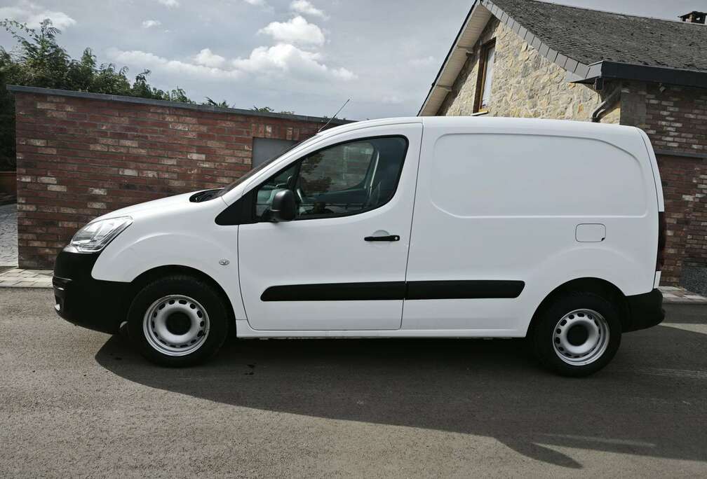 Citroen 1.6 BlueHDi Light Club gps clim