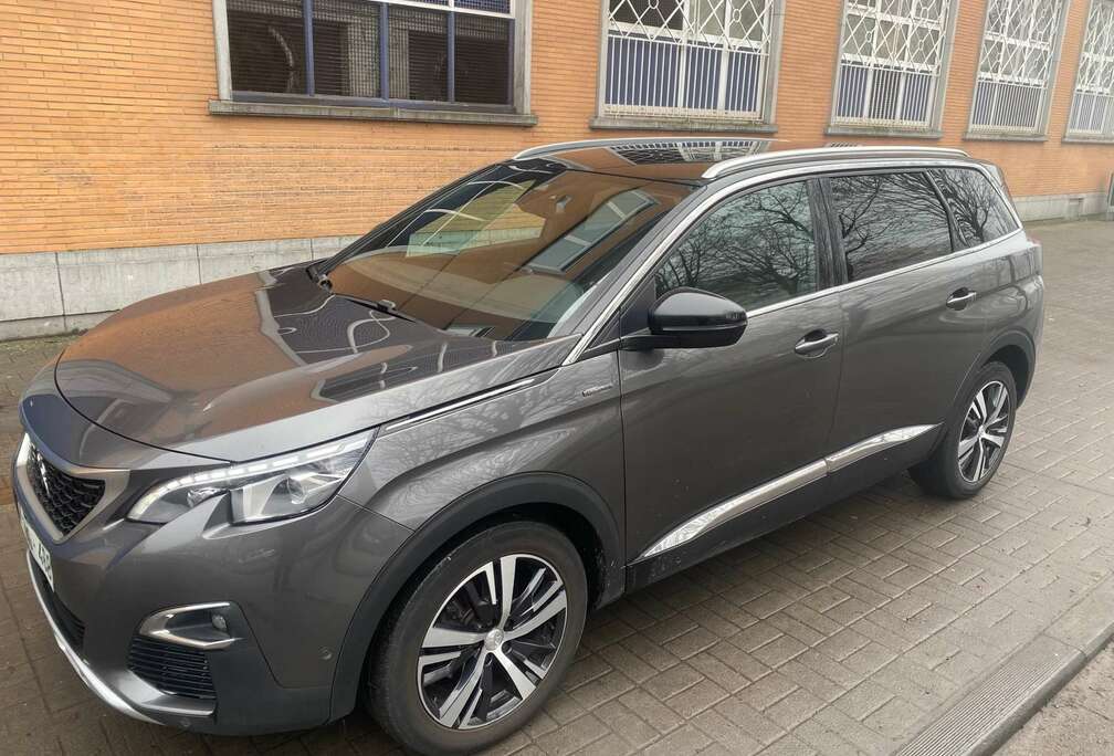 Peugeot 1.5D * 7 PLACES * GT LINE *