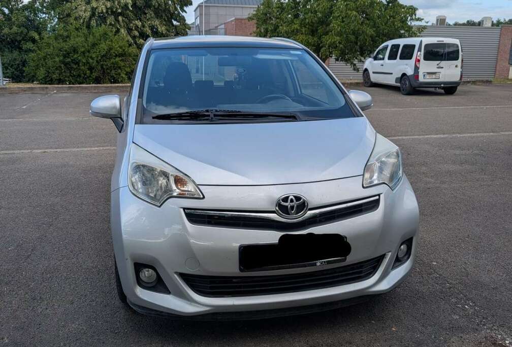 Toyota impeccable 2014 – 160.000 km