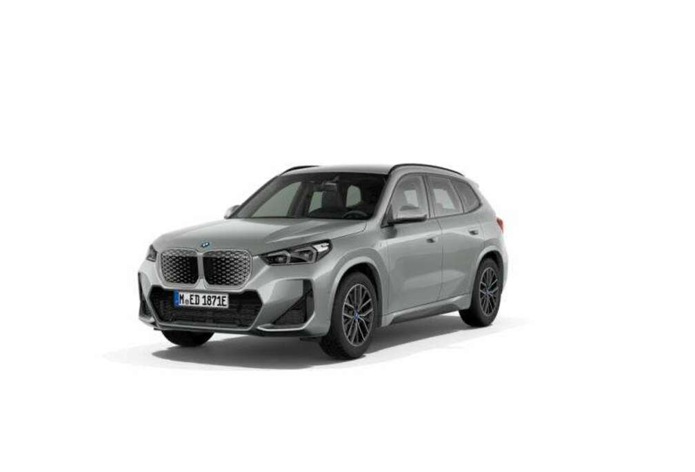 BMW iX1 xDrive30 M Sport | DRIVE + | ADAPT LED |