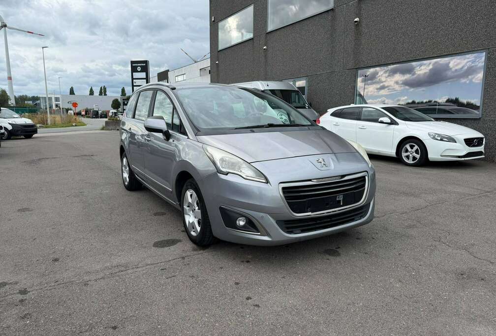Peugeot 5008 (Stock ID 13210)