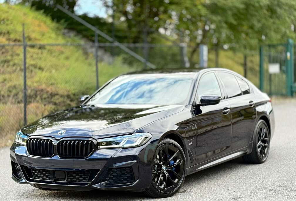 BMW e M-Pack Hybride Carbonschwarz