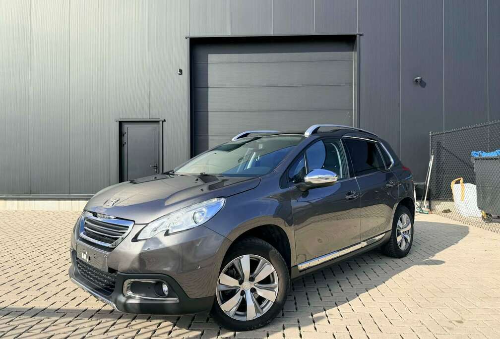 Peugeot 1.2i PureTech Allure - Automaat - 46 000 km