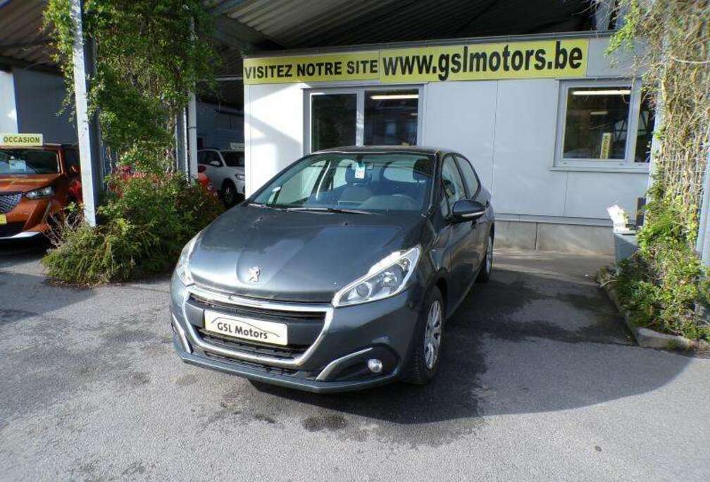 Peugeot 1.2 82cv gris 10/15 62754km Airco GPS Cruise