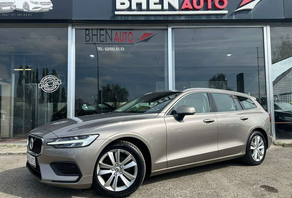 Volvo 2.0 AWD/CUIR BLANC/CAMERA/NAVI/AIRCO/CARPLAY/GARANTIE 12 MOIS