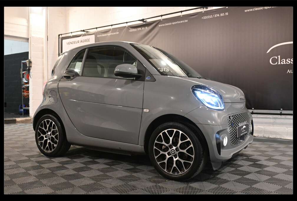 Smart Coupé EQ 17.6 kWh Essential / CAMERA / NEW