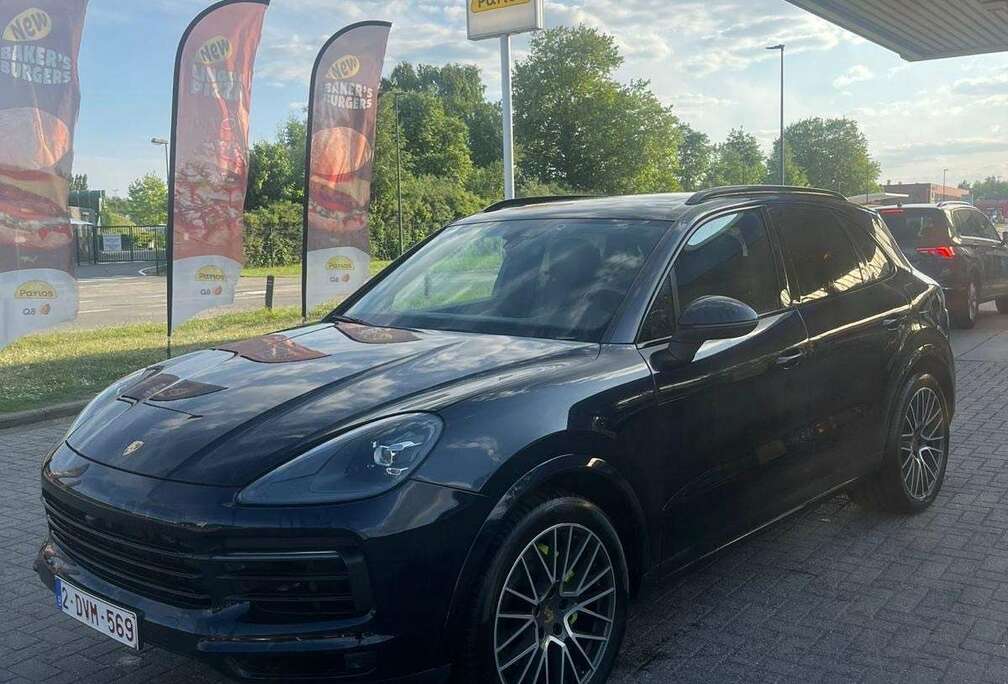 Porsche 3.0i V6 PHEV Tiptronic S