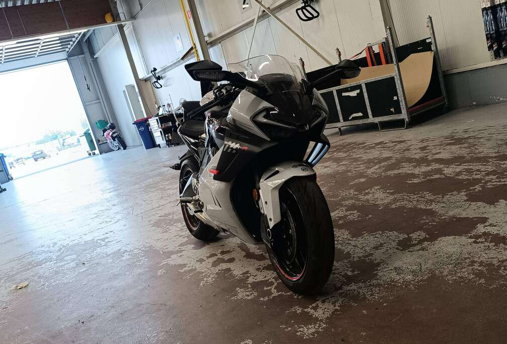 675 sr-r
