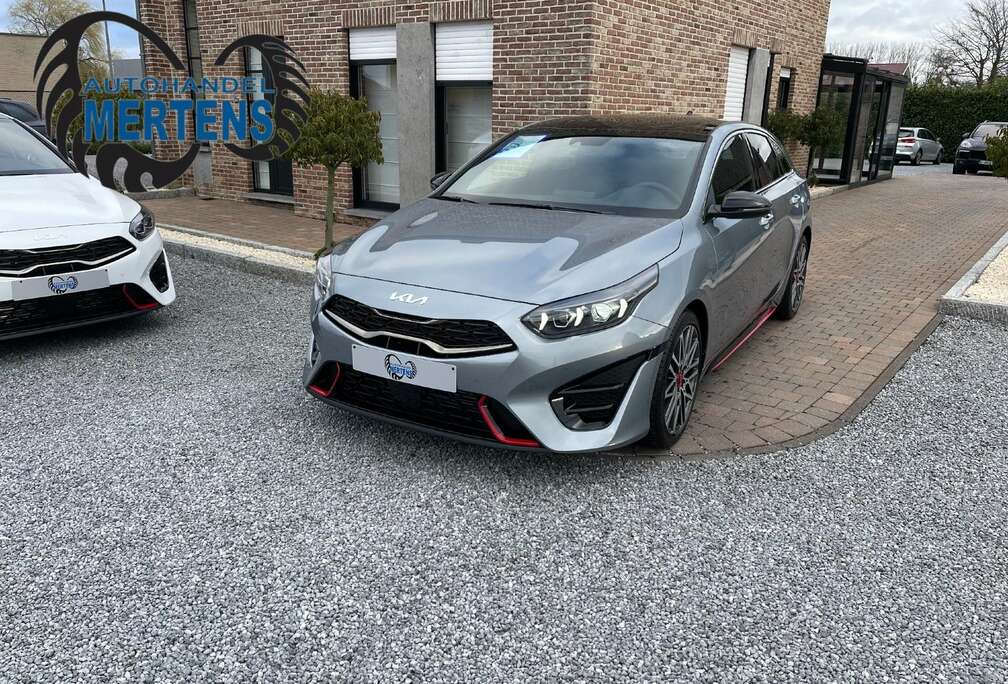 Kia 1.6 T-GDi 204PK GT FULL OPTION PANO NIEUW 0KM