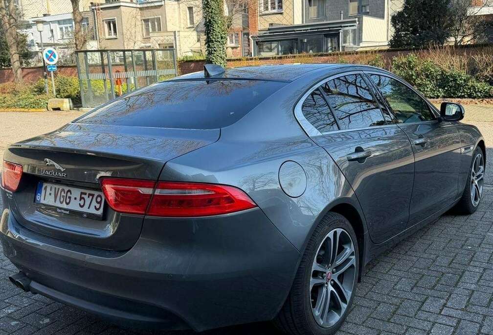 Jaguar 2.0 D AWD Prestige