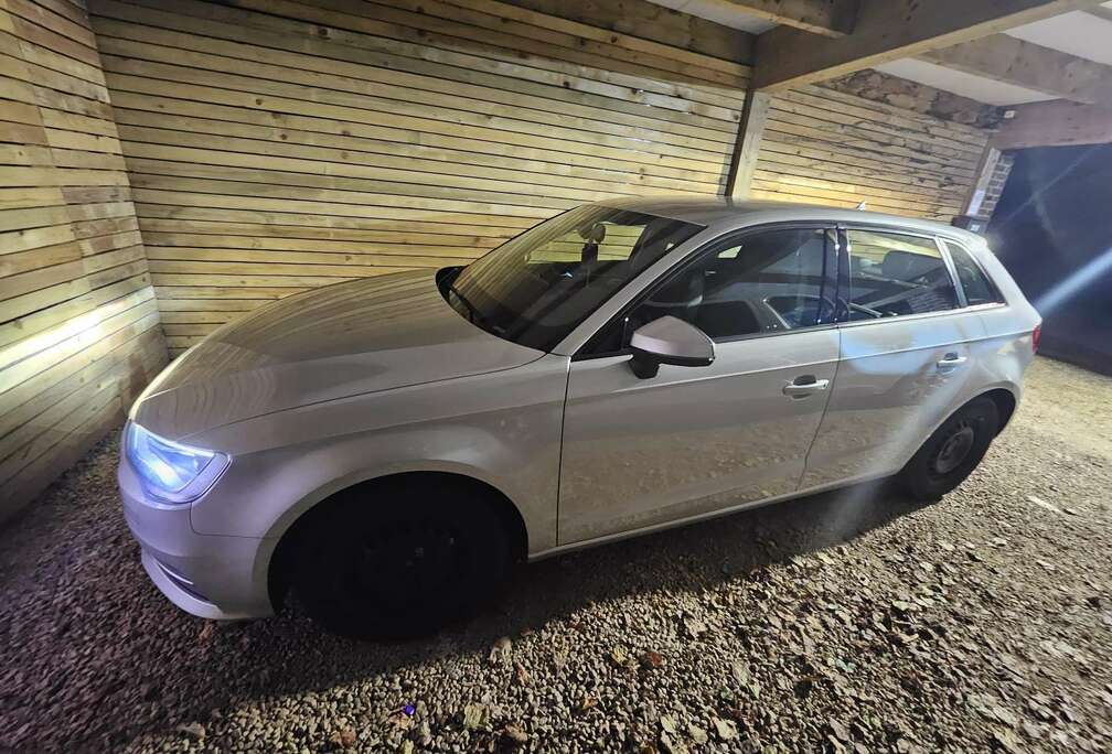 Audi Sportback 1.6 TDi Attraction