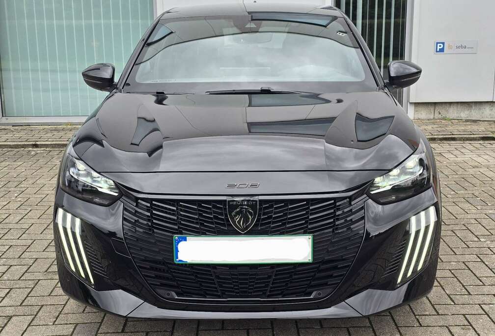 Peugeot GT Hybrid e-DCS6 Automaat 8198 km showroomstaat